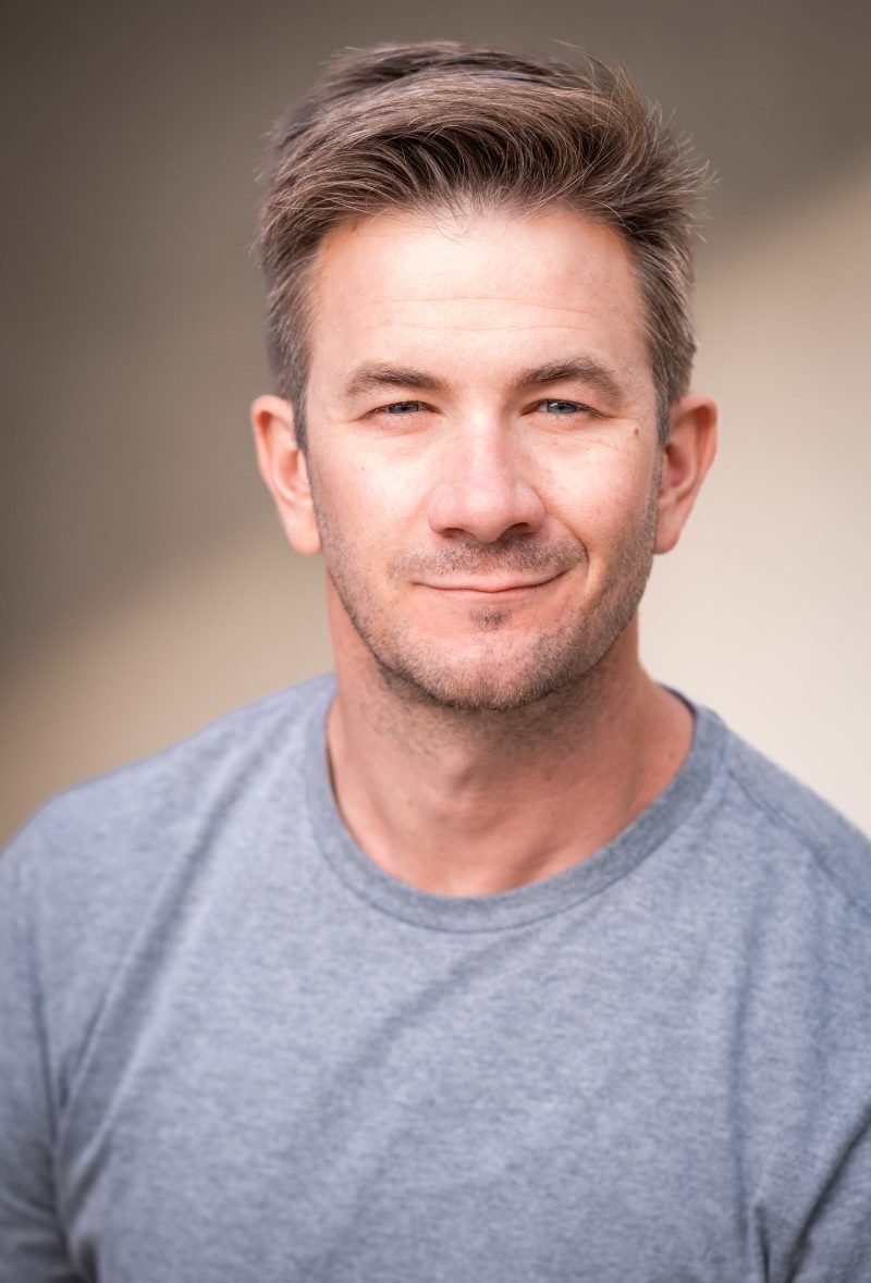 Travis Lincoln Cox headshot
