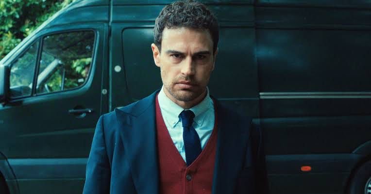 Eddie Horniman standing beside a van in The Gentlemen